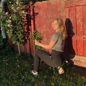 Meet your Posher, Alyssa